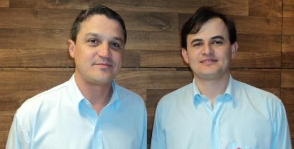 Nilton Serafim e Velcir Finkler, diretores da OpenUX:  resultado vem atrav�s das pessoas, do investimento em conhecimento e novas tecnologias (Foto: Divulga��o)