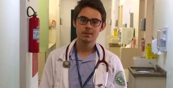 Jovem catarinense busca recursos para cursar Medicina em Harvard