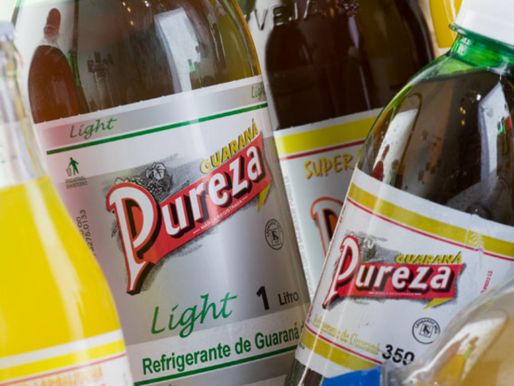 Lançamento de água mineral e cerveja marca 115 anos das bebidas Pureza