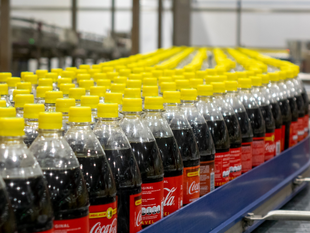 Coca-Cola FEMSA Brasil abre mais de 50 vagas temporárias em SC