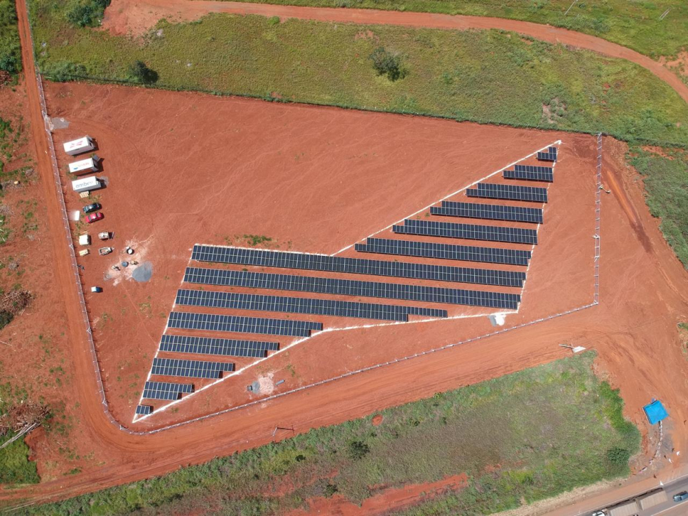 Ambev inaugura usina solar em SC e expande projeto para 21 estados até o final do ano