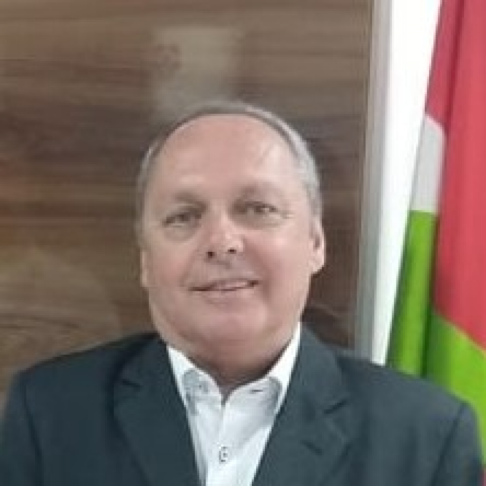 Economista Silvio Martins Filho assume presidência do Corecon-SC