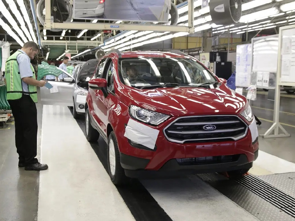 Fechamento da Ford impacta diretamente sobre 1.050 empregos em SC