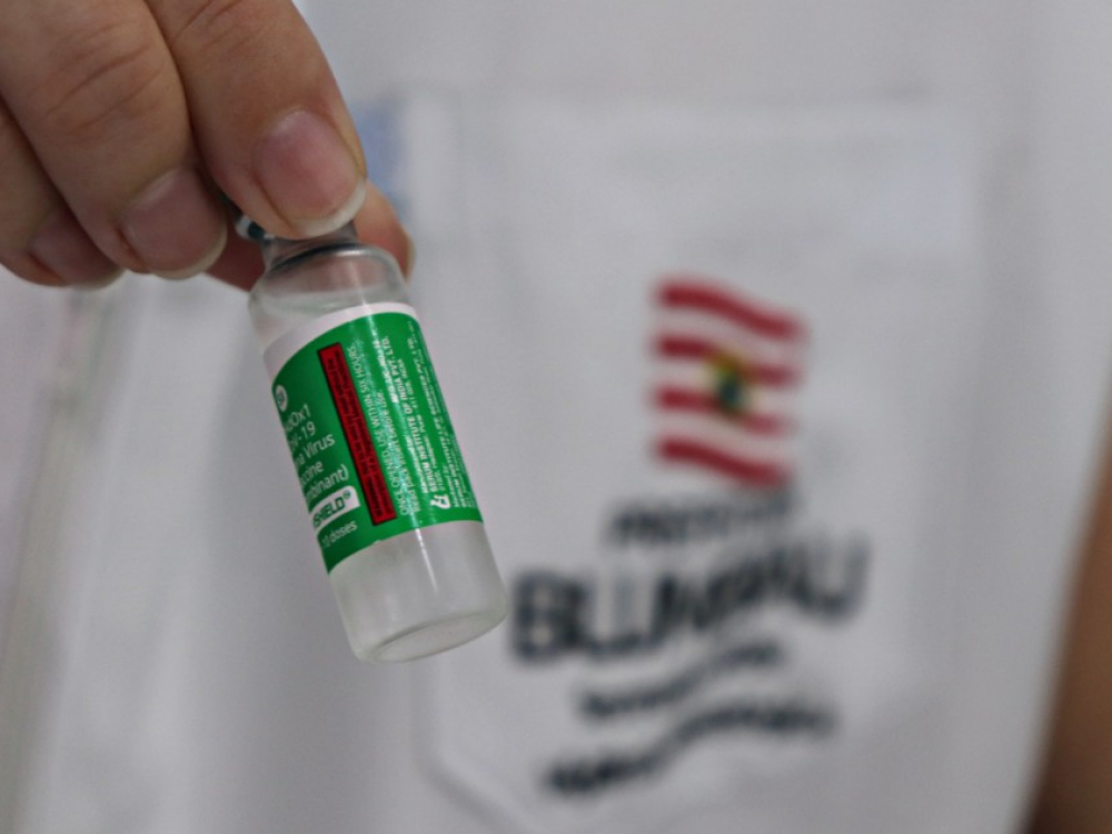 Blumenau recebe 2.490 doses da vacina contra o coronavírus