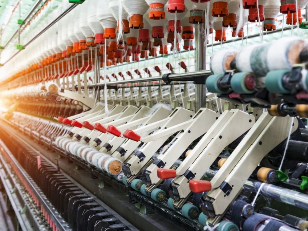 SC teve o fechamento de 5 mil postos de trabalho no setor têxtil e de confecção em 2020