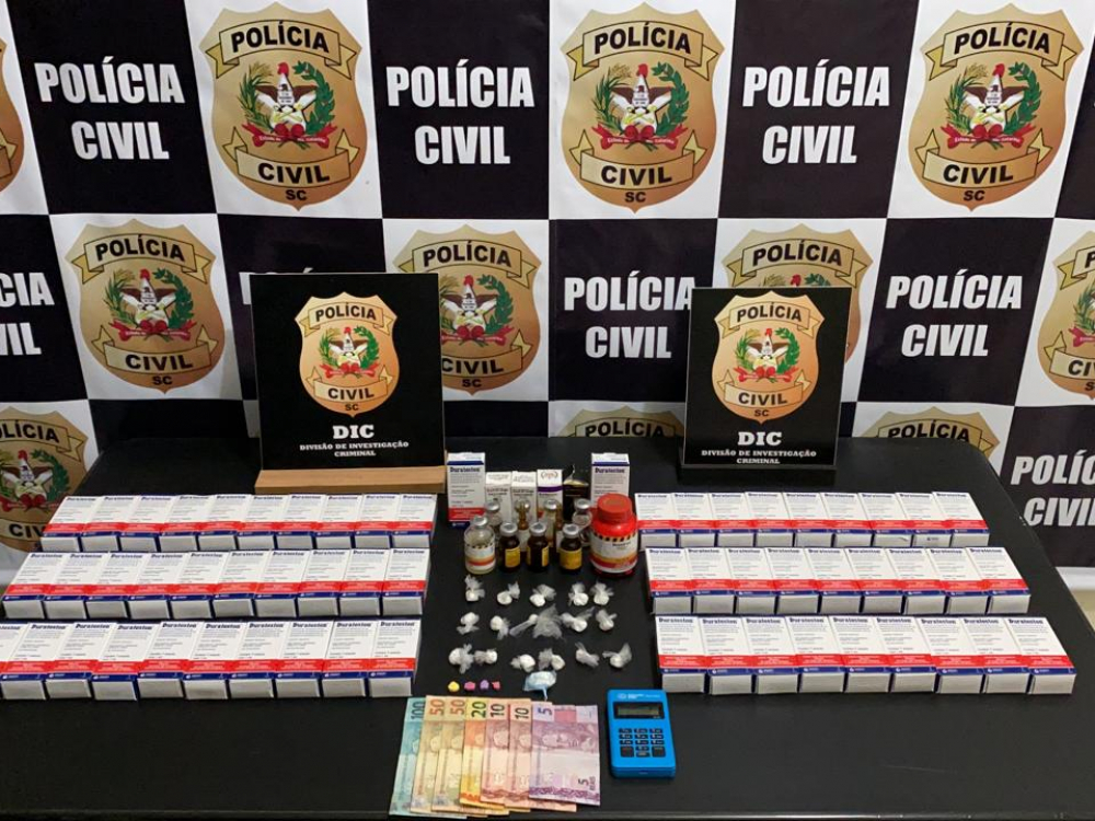 Polícia Civil prende traficante de drogas no bairro Salto do Norte