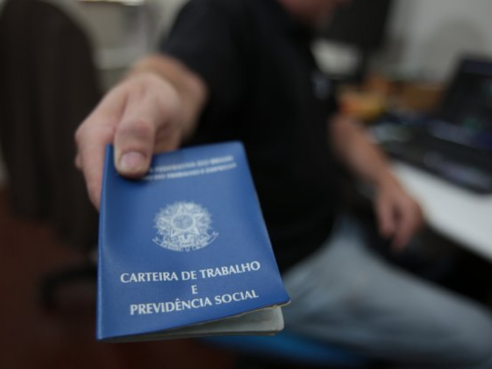 Mais de 5 mil vagas de emprego estão abertas no Sine em Santa Catarina