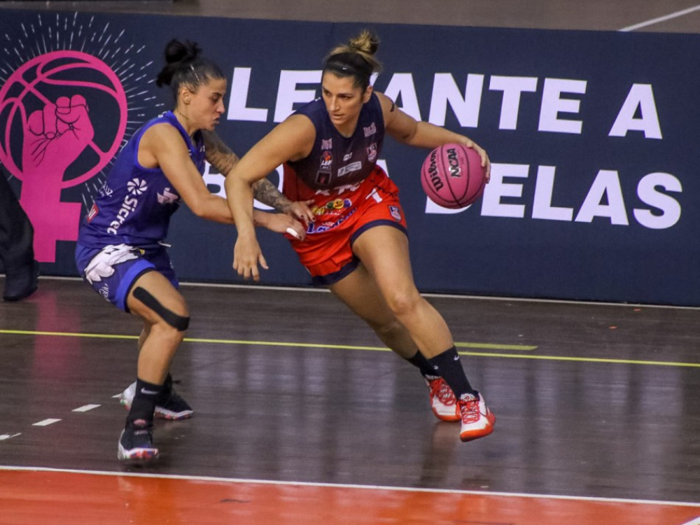 Blumenau vence o Campinas na estreia da Liga de Basquete Feminino 