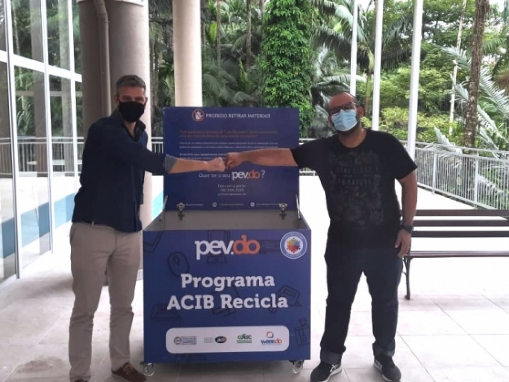 Furb e Centro de Inovação recebem pontos de coleta do programa Acib Recicla