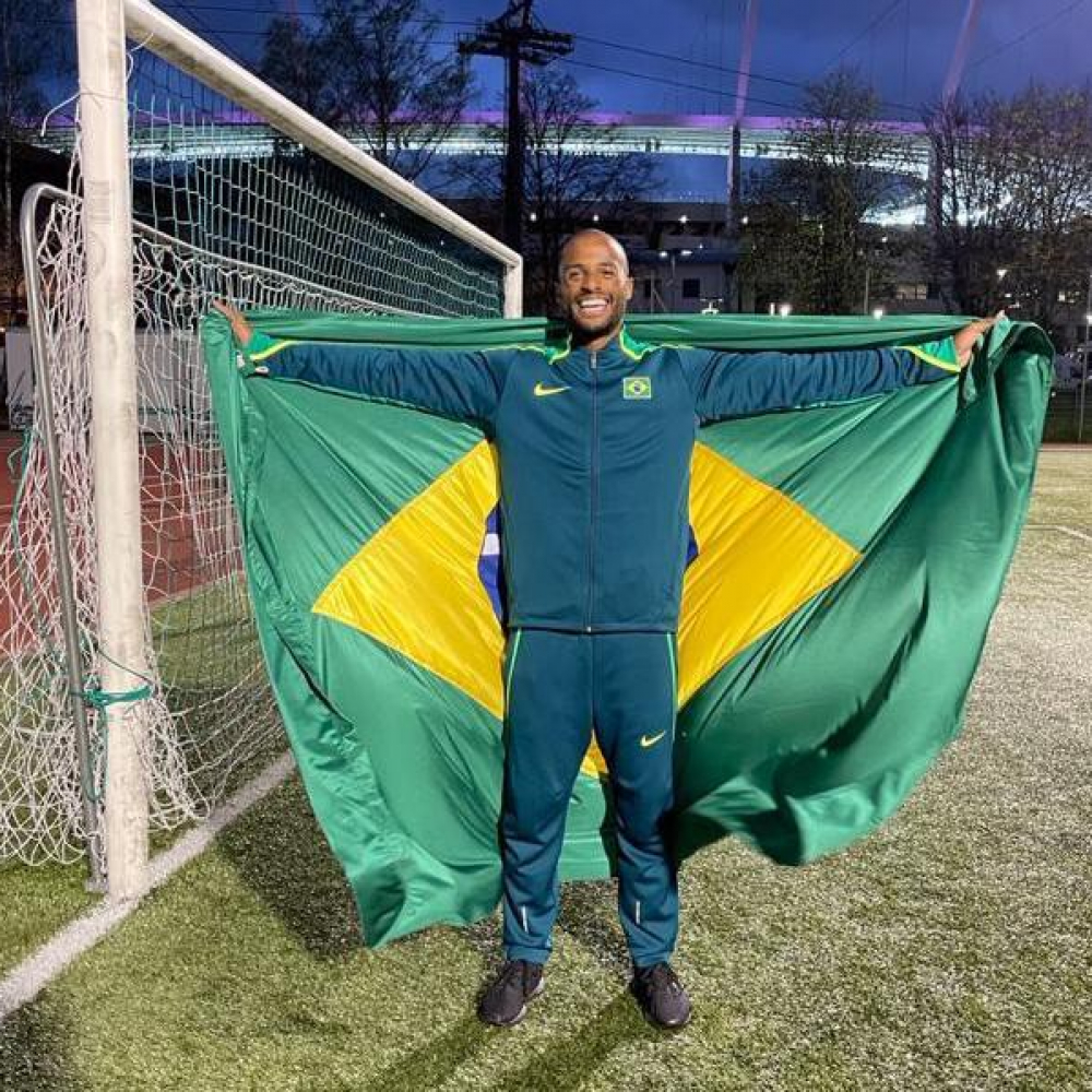 Atleta de Blumenau conquista medalha de prata no mundial de revezamento, na Polônia