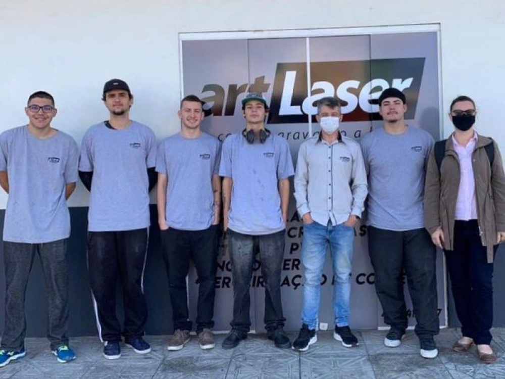 Art Laser se reinventa e quadruplica número de produção ao participar de programa do Sebrae/SC