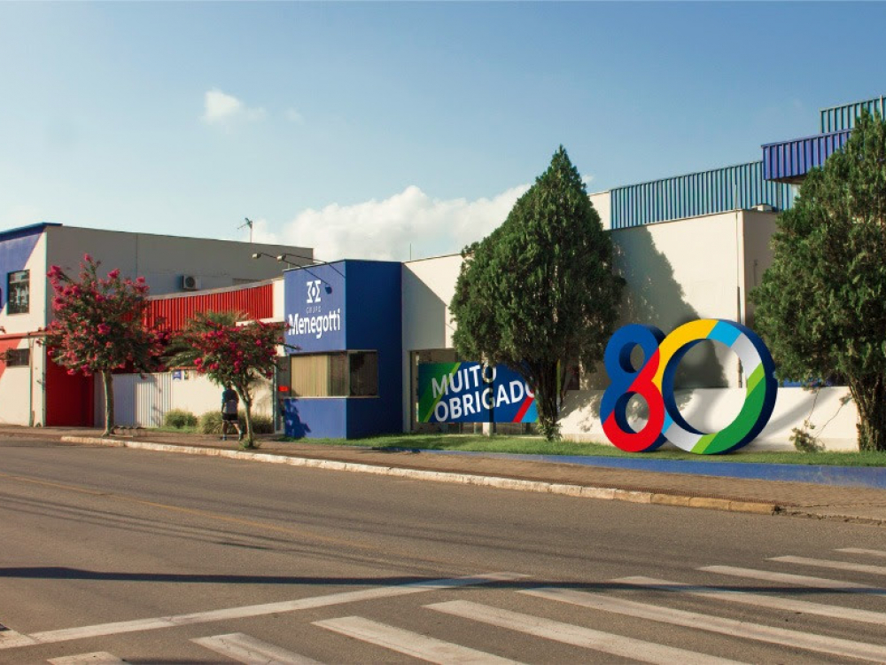 Grupo Menegotti vende unidade e redireciona investimentos