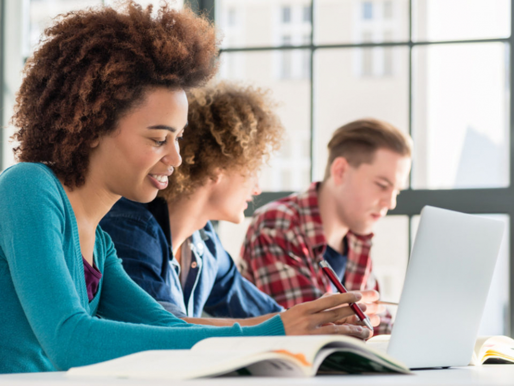 FURB e Fundação Fritz Müller lançam pós-graduação em Educação