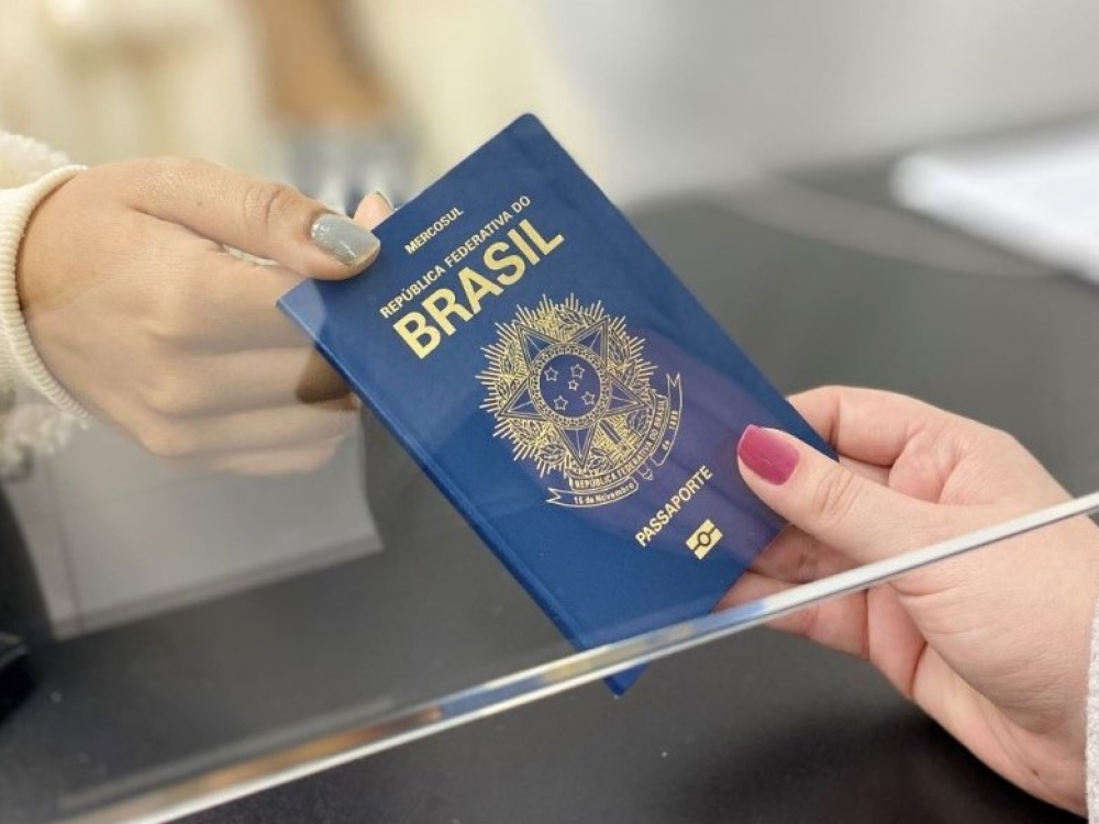 Pedidos de novos passaportes crescem 35% no posto da Polícia Federal do Itajaí Shopping