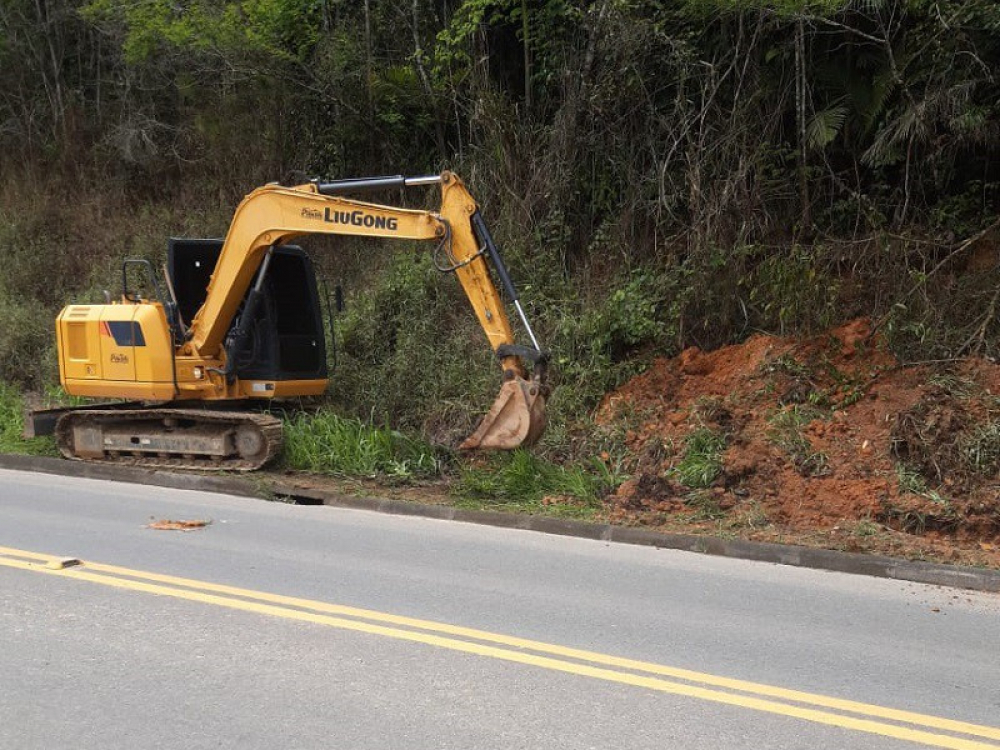 Samae inicia obras de implantação de novas redes na rua Theodor Kleine