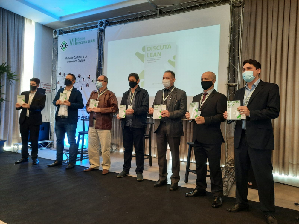 Profissionais trocam experiências em VII Fórum Discuta Lean, realizado em Brusque