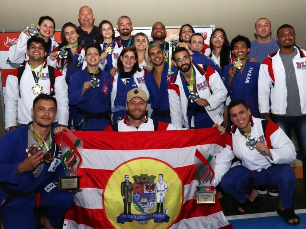 Basquete feminino e Jiu-jitsu conquistam títulos para Blumenau no JASC