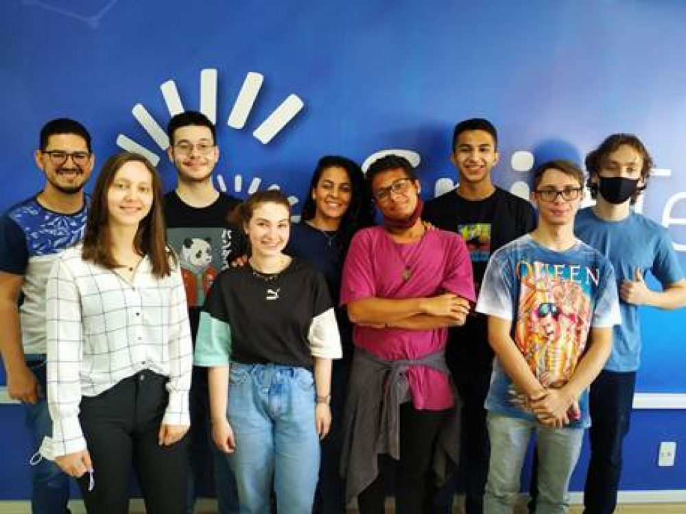 SpinTec lança programa de formação de jovens desenvolvedores de tecnologia