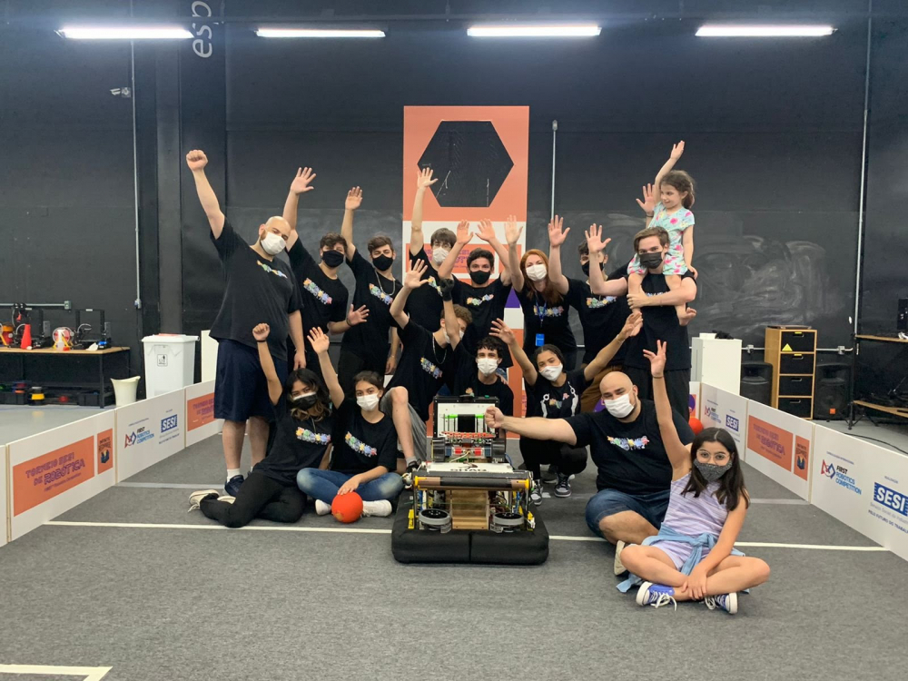 Equipe de Blumenau participa de Torneio Nacional de Robótica