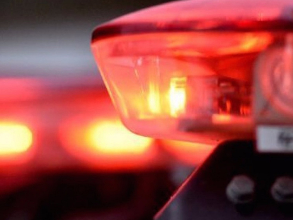 Homem agride mulher e rouba seu celular, no Centro de Blumenau