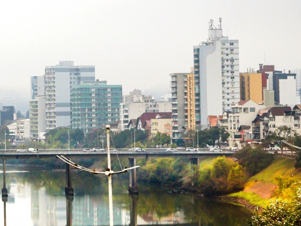 Quinta-feira será de calor intenso em Blumenau 