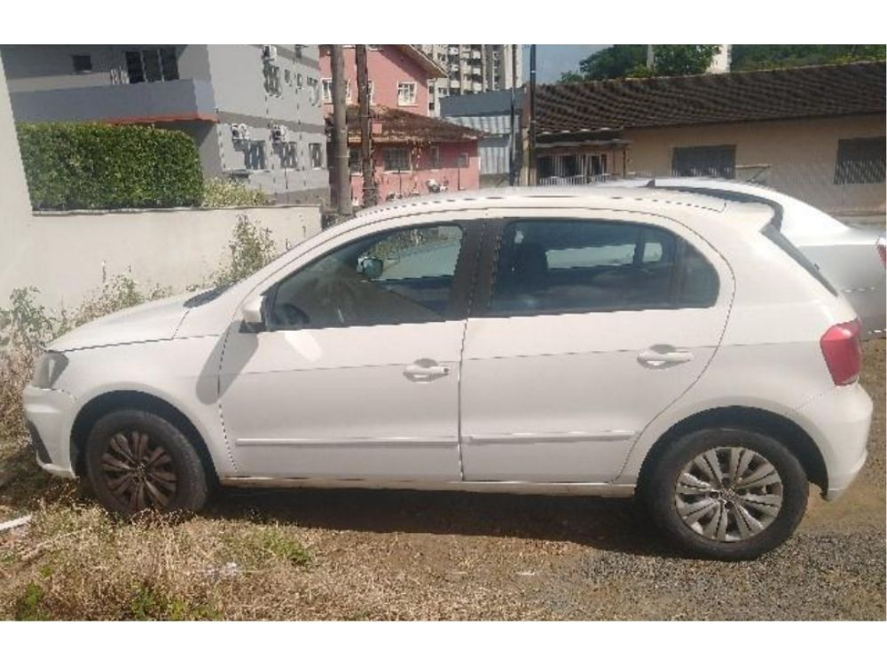 PM de Blumenau recupera veículo furtado em Itajaí 