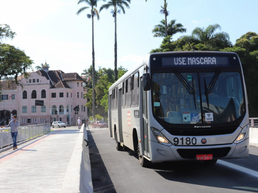 Horários de ônibus para atender estudantes retornam dia 7 de fevereiro