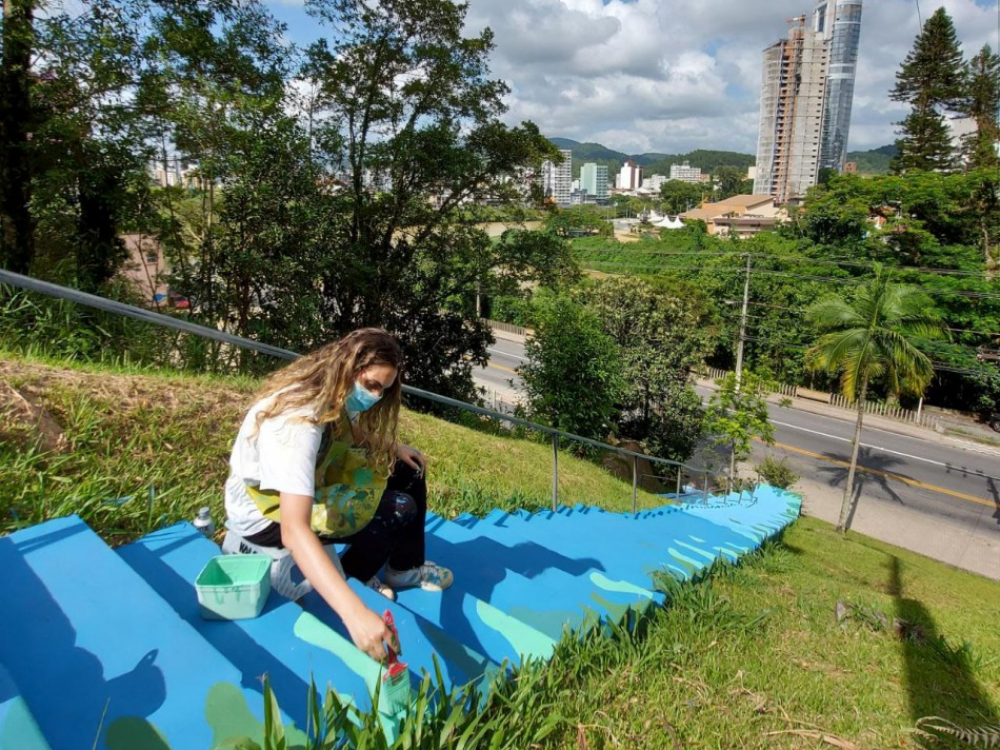 Escadaria do Frohsinn é revitalizada e será entregue nesta quinta (3)