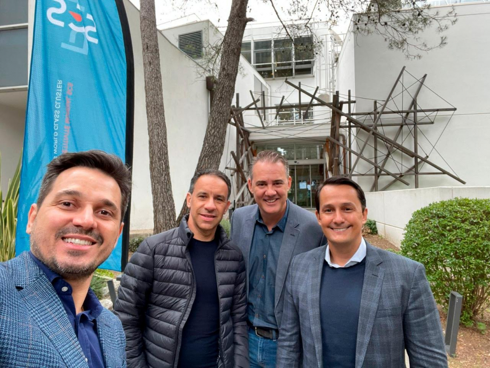 Flowti e Sikur firmam parceria para a comercialização de novos produtos com foco na segurança digital
