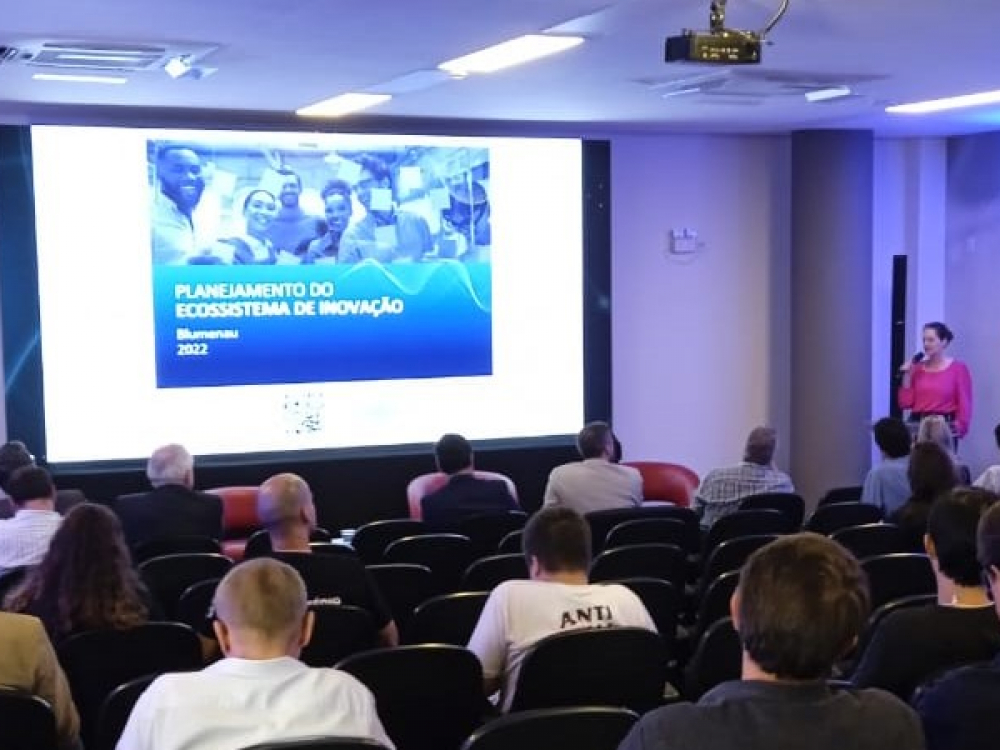 Sebrae/SC entrega Planejamento do Ecossistema de Inovação (ELI) em Blumenau