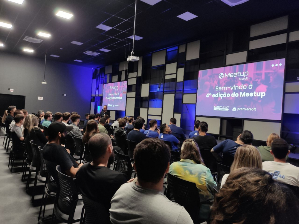 Premiersoft sedia 4ª edição do Meetup Blusoft-Acate