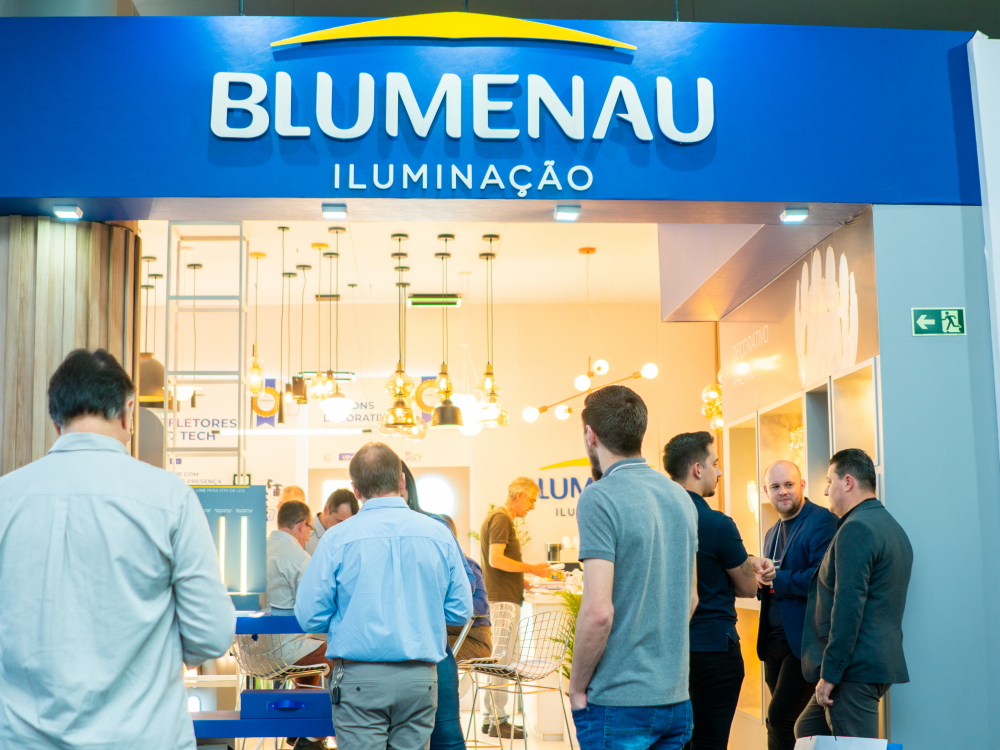 Blumenau Iluminação participa da Construsul 2023