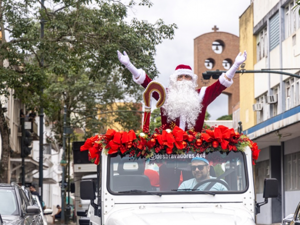 Região central receberá carreata de Natal, promovida pela CDL Blumenau, neste sábado