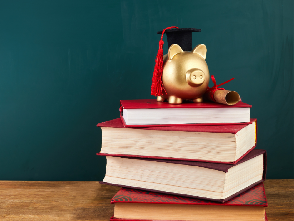 FCDL/SC e Sicoob lançam programa Educação Financeira nas Escolas