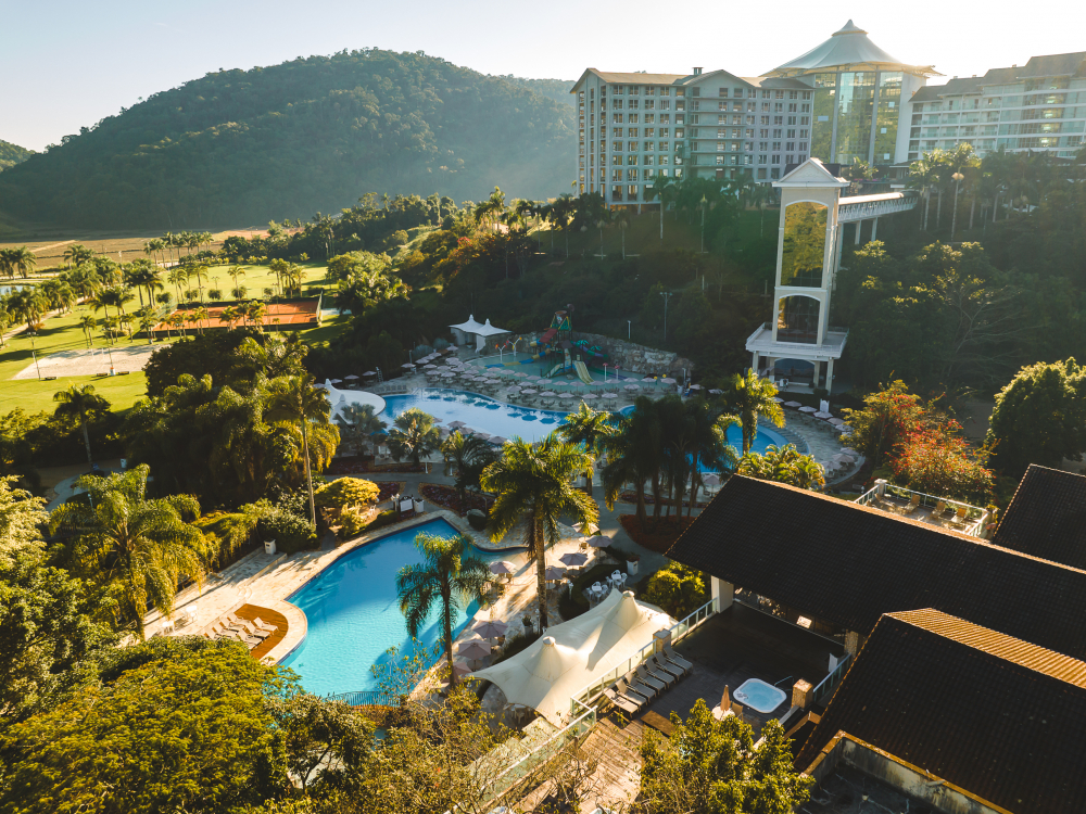 Fazzenda Park Resort anuncia mais de 50 novas vagas de emprego