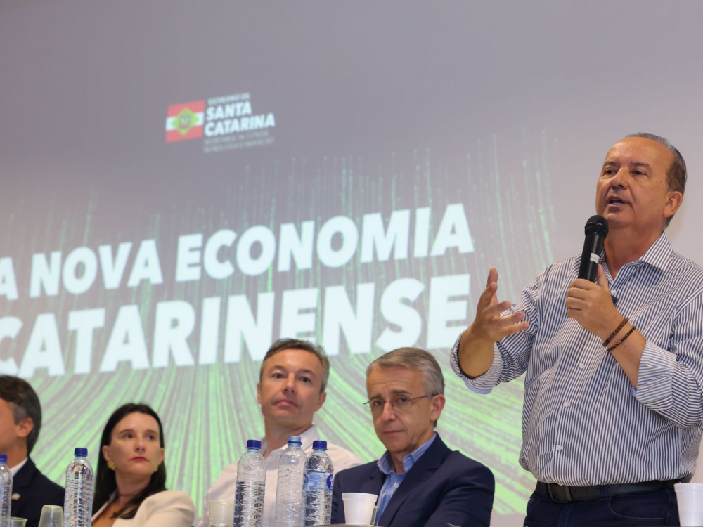 Ações do Governo do Estado para Blumenau e região são apresentadas em painel na Acib