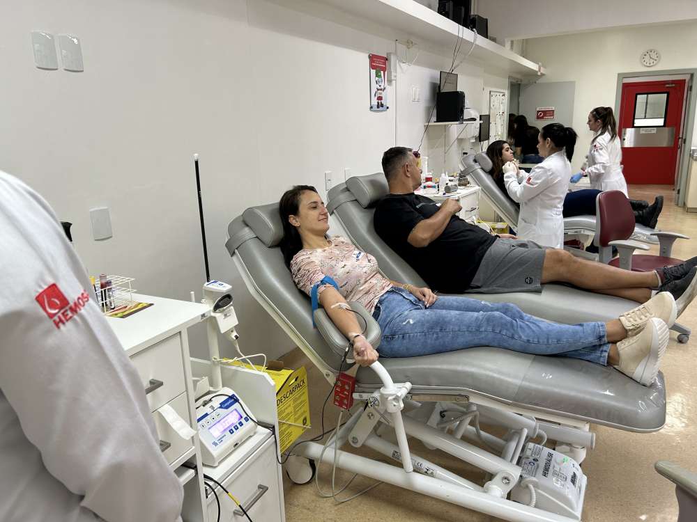 HEMOSC recebe doações e envia bolsas de sangue para o Rio Grande do Sul