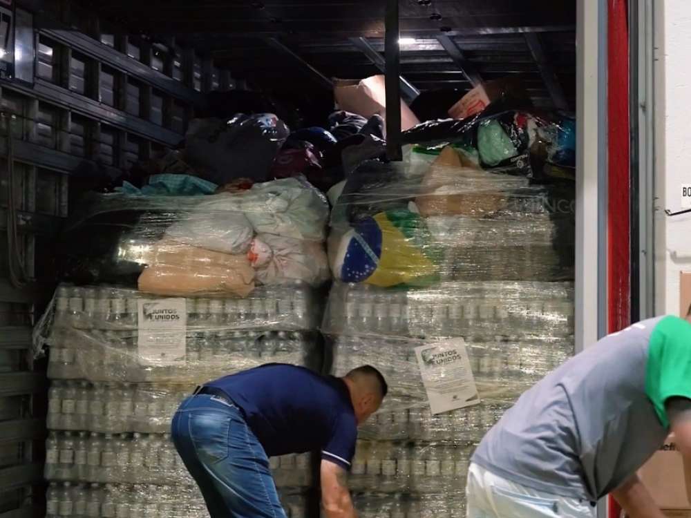 Grupo Koch envia mais de 200 toneladas de donativos arrecadados para o RS