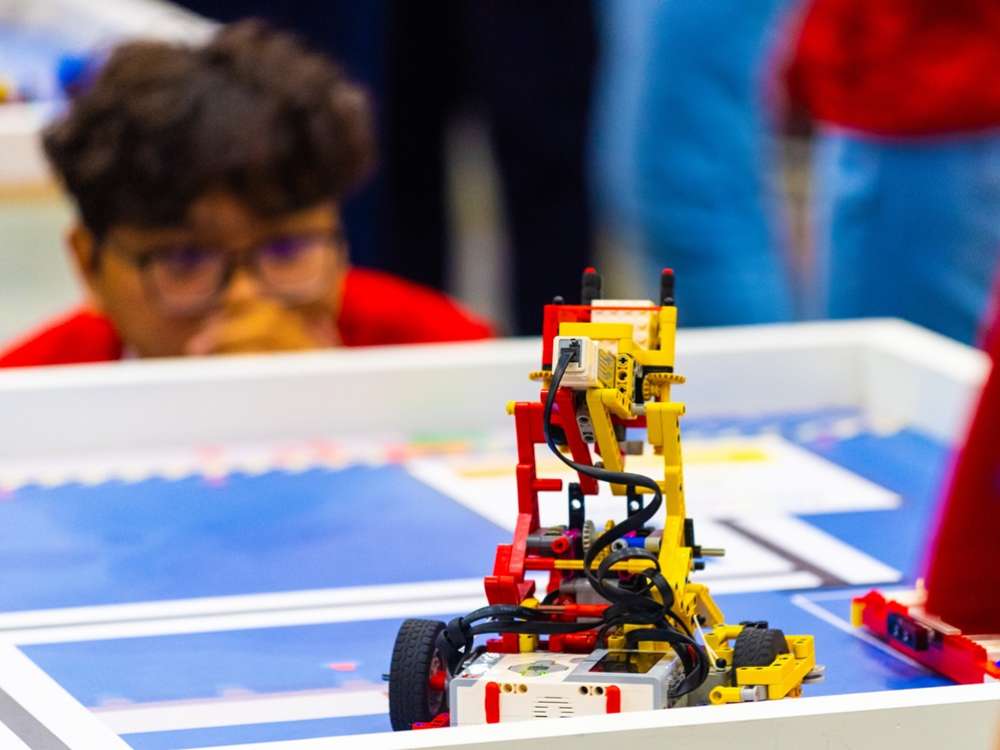 Robomind firma parceria com Blumenau e Vale Europeu Convention & Visitors Bureau para fomentar turismo durante WRO