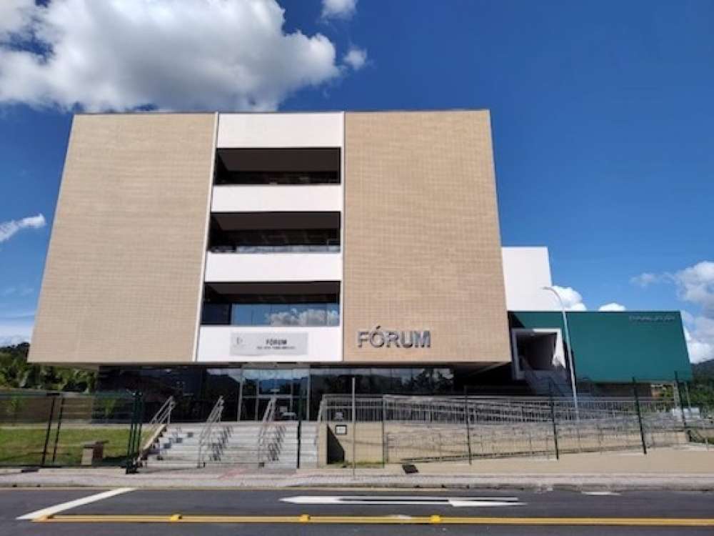 Comarca de Timbó está com vagas abertas para estágio remunerado a acadêmicos de Direito e Serviço Social