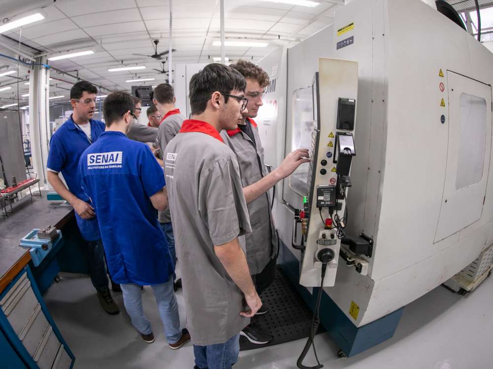 Em SC, Mundo SENAI tem feirão da aprendizagem com 2,5 mil vagas