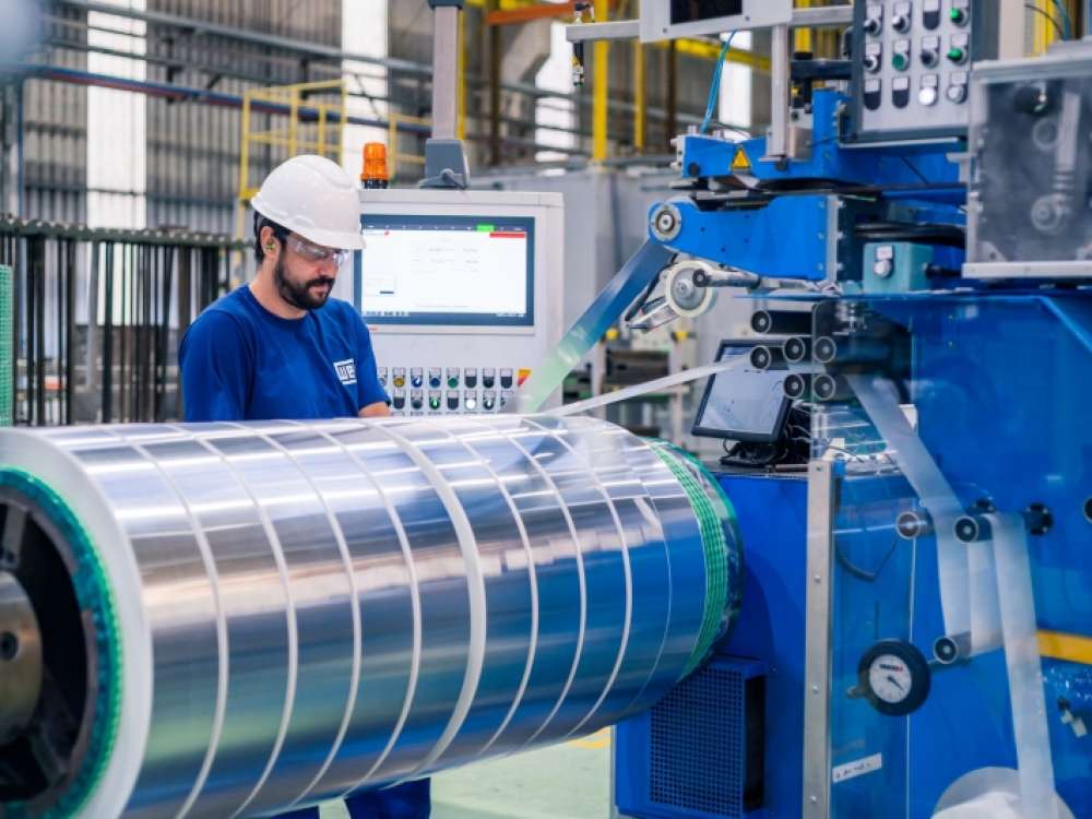 WEG aposta em mobilidade elétrica, internacionalização e data centers para crescer