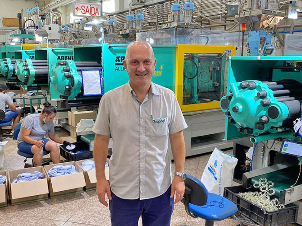 Zagonel, de Pinhalzinho, compra as marcas Corona e Thermosystem
