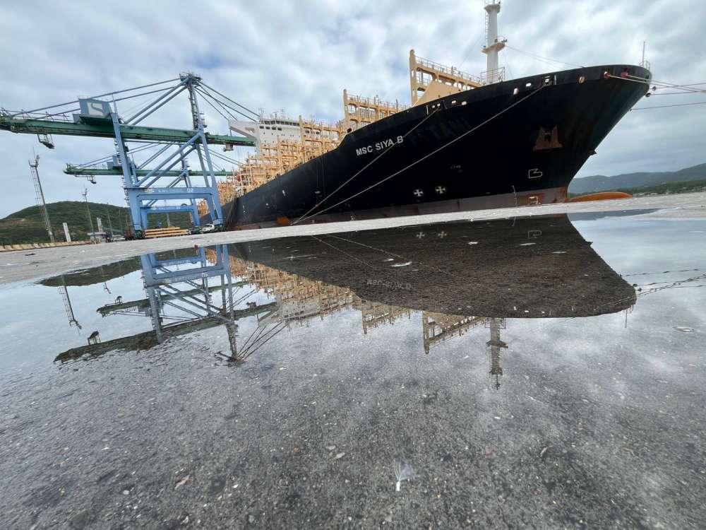 Porto de Imbituba comemora retomada da conexão com a Ásia