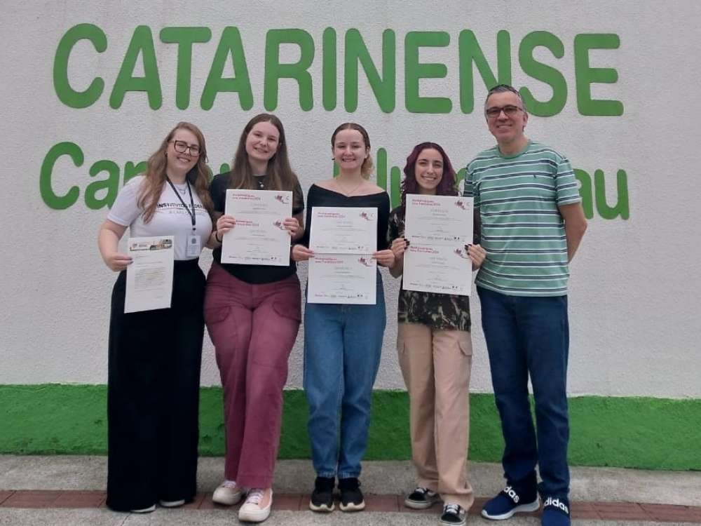 Estudantes de Blumenau são convidados para competição de Matemática na Tailândia