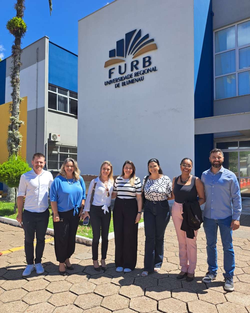 Fapesc dialoga com pesquisadores em Blumenau sobre escrita de projetos e prestação de contas