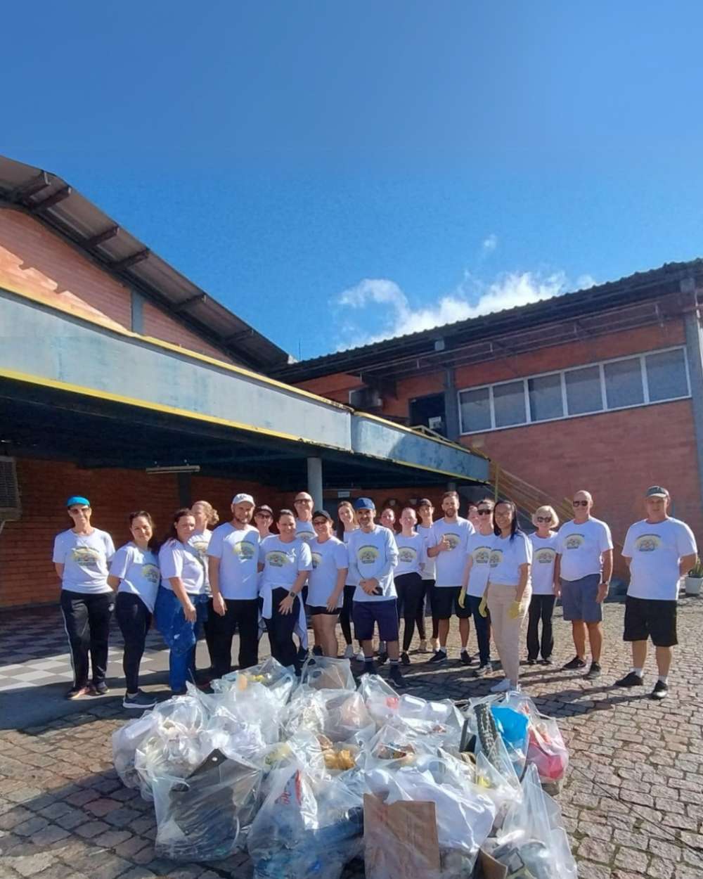 Pomerplast realiza primeira Caminhada Ecológica e recolhe 57 kg de resíduos em Pomerode