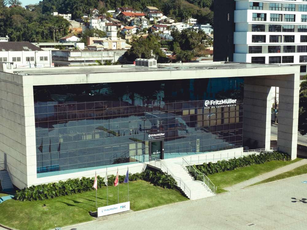 Fundação Dom Cabral e Fritz Müller levam Espaço Empreendedor para Blumenau