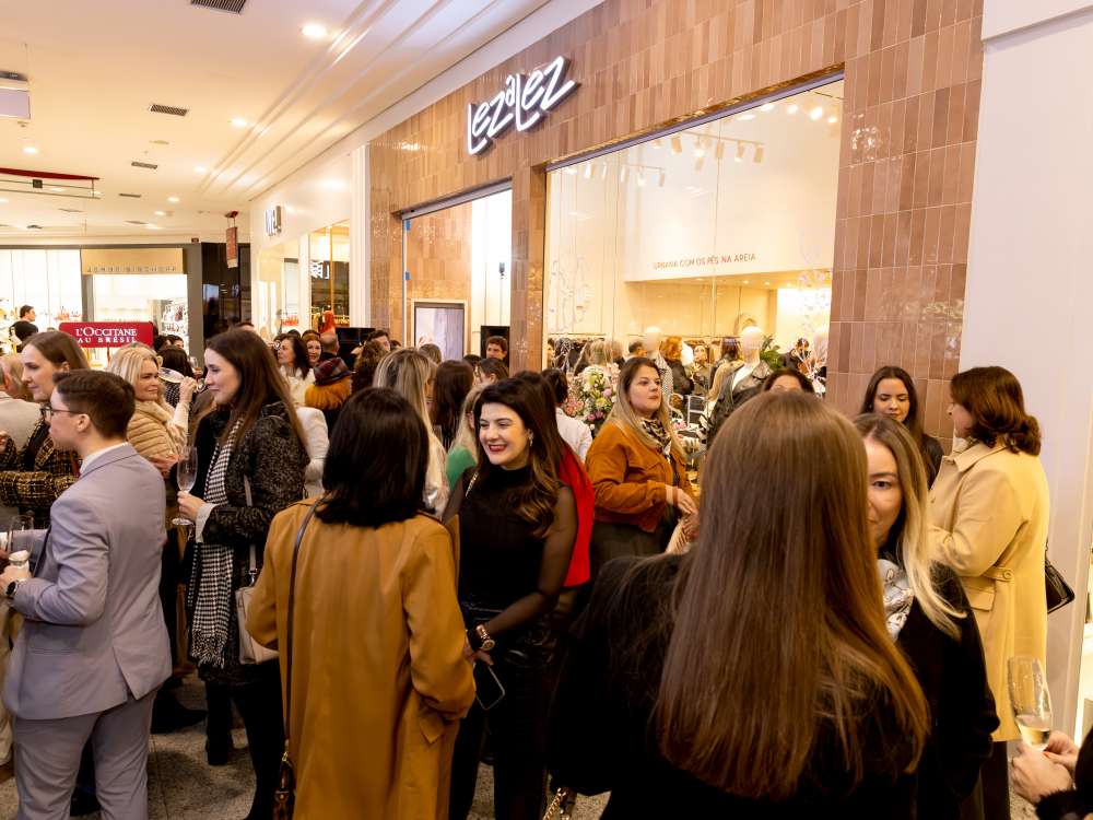 Lez a Lez inaugura loja com novo projeto arquitetônico no Shopping Mueller Joinville