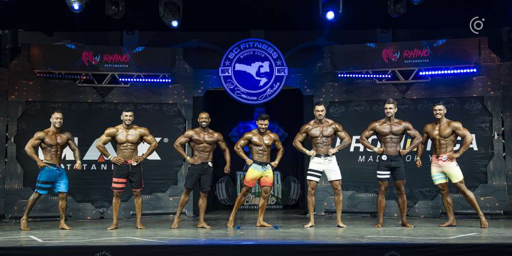 Com presença de ex-campeão mundial de MMA, feira fitness reúne mais de 3 mil pessoas neste sábado em SC